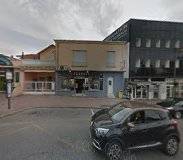 En plus des vêtements, vous allez découvrir dans cette petite boutique à la décoration personnalisée pleins  d'Accessoires.